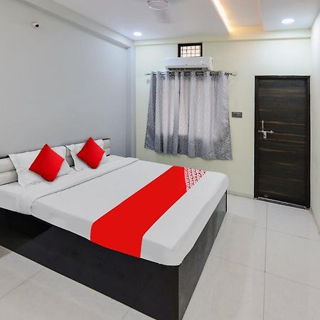Oyo Hotel Blackgold Chandrapur Exterior photo