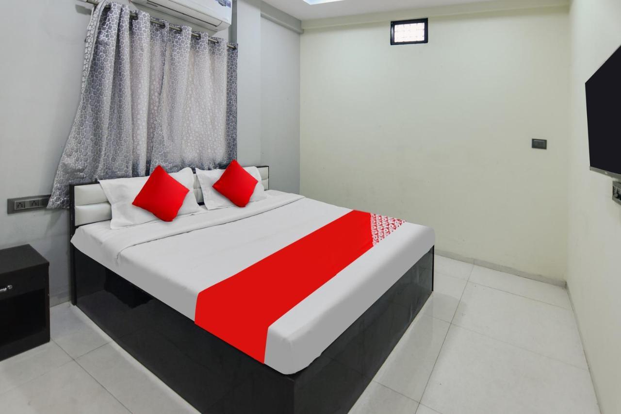 Oyo Hotel Blackgold Chandrapur Exterior photo