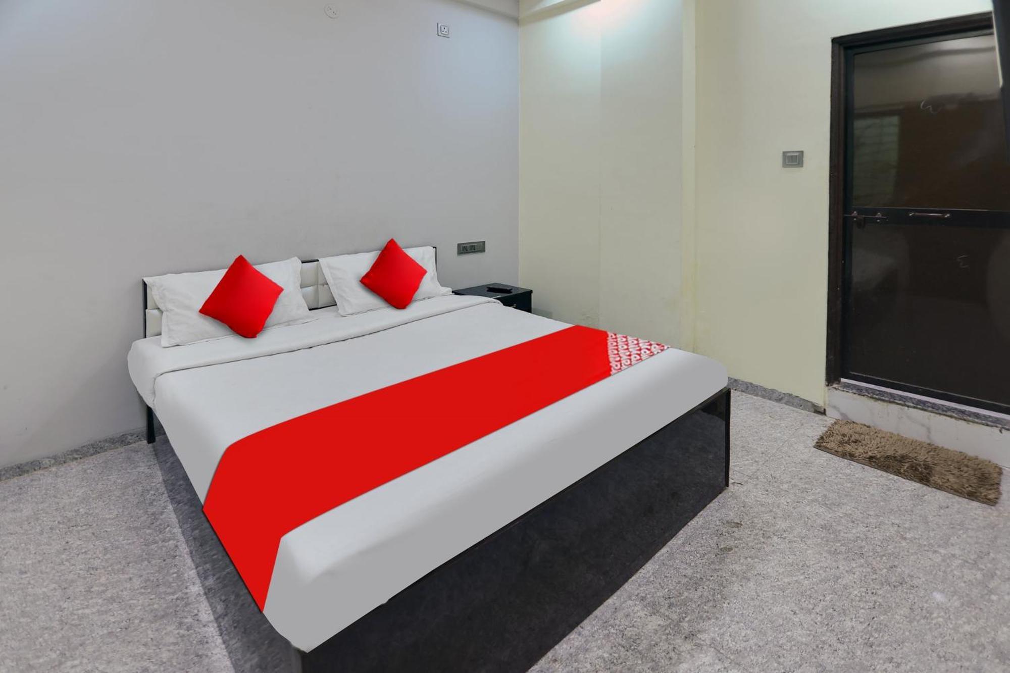 Oyo Hotel Blackgold Chandrapur Exterior photo